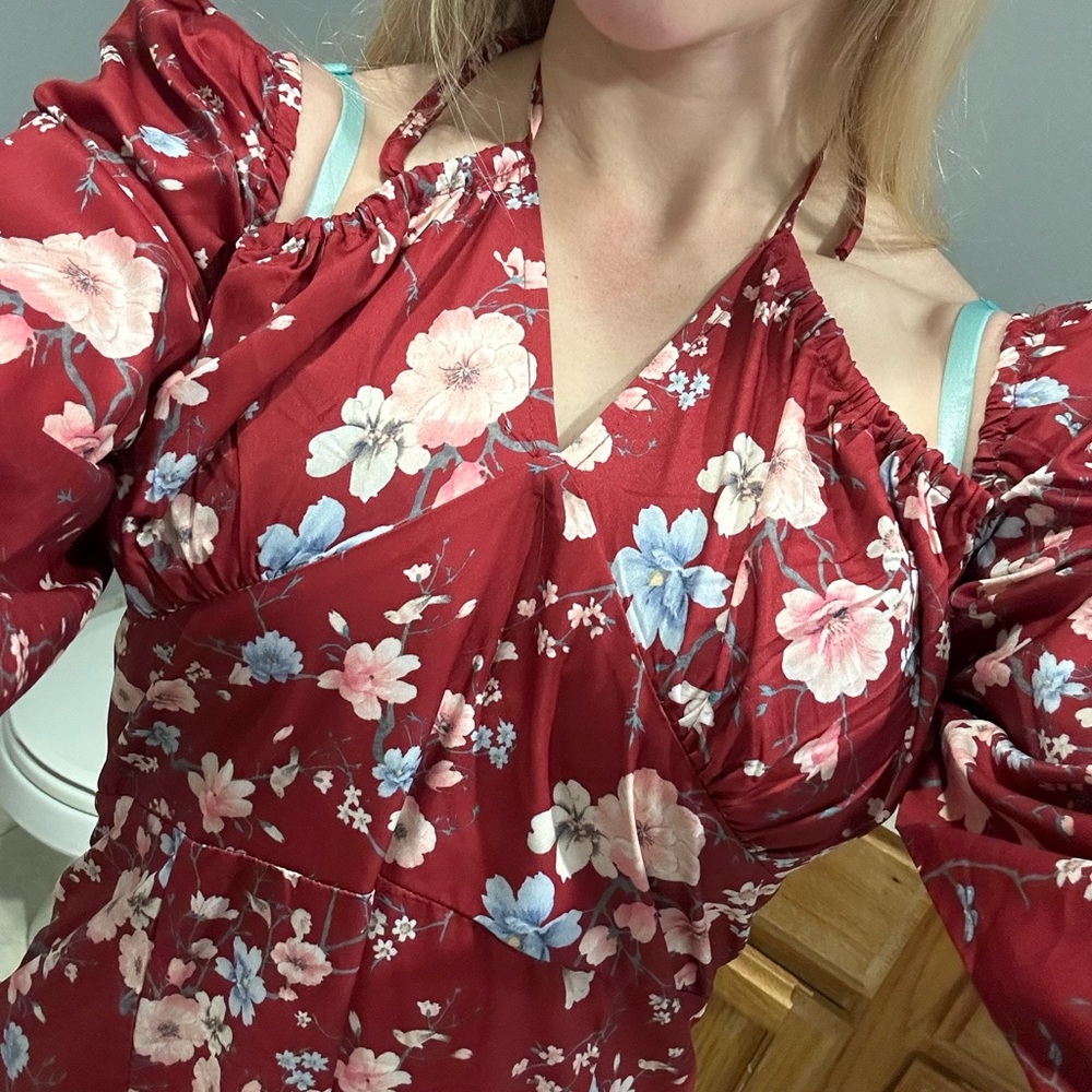 Floral Maxi Dress - Picture 3 of 4